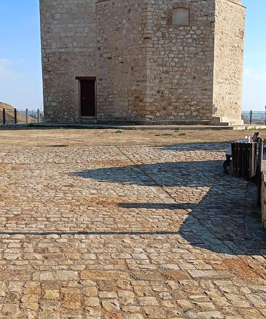 Svegliati, Sei In Paradiso Alimena Διαμέρισμα